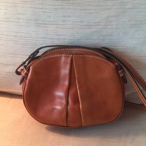Crossbody purse
